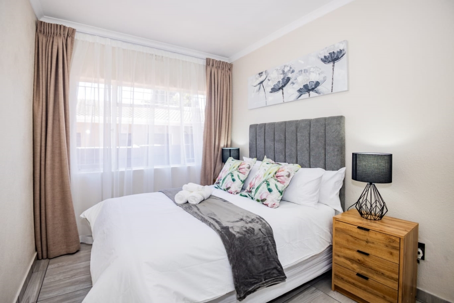 To Let 3 Bedroom Property for Rent in Protea Heights Western Cape